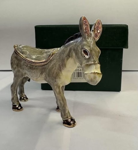 Hidden treasure secrets donkey - hidden,