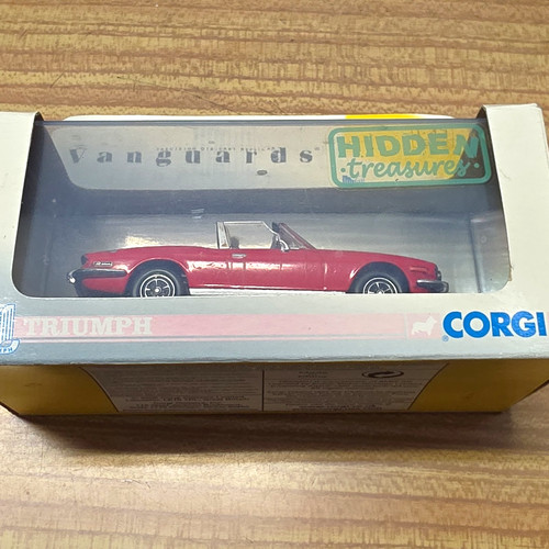 Corgi vanguards triumph stag - corgi,
