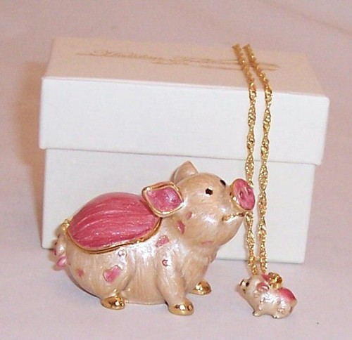 Hidden treasures pig - hidden,
